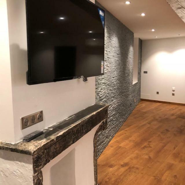 Suite Au Bord Du Rhone 维也纳 外观 照片